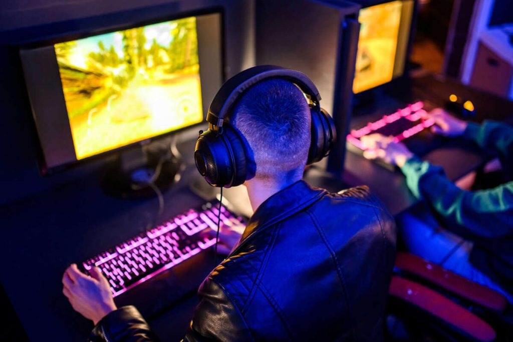 از کجا بفهمیم اکانت PS4 هکی است؟